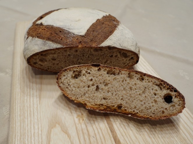 Péklány praraszt kenyér 3.JPG